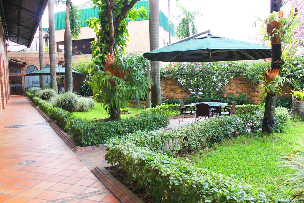 Hotel Palmera Real Bucaramanga Exterior photo