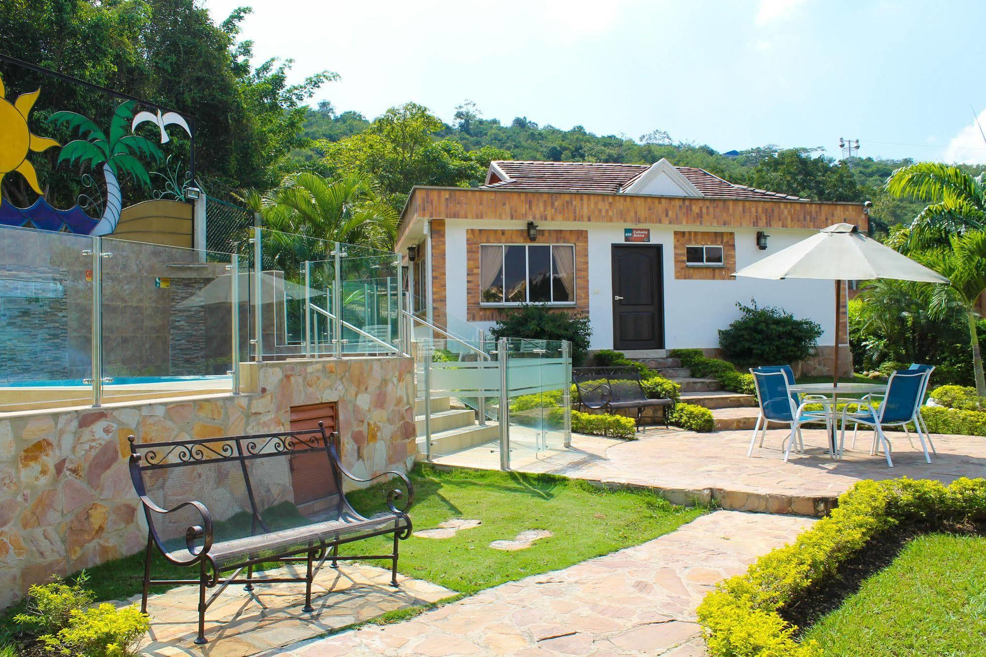 Hotel Palmera Real Bucaramanga Exterior photo