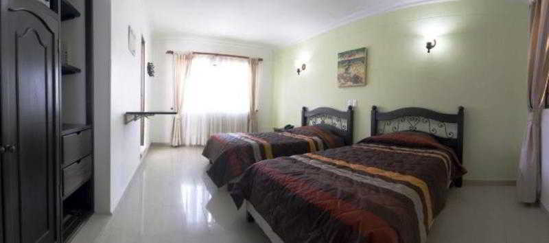 Hotel Palmera Real Bucaramanga Exterior photo